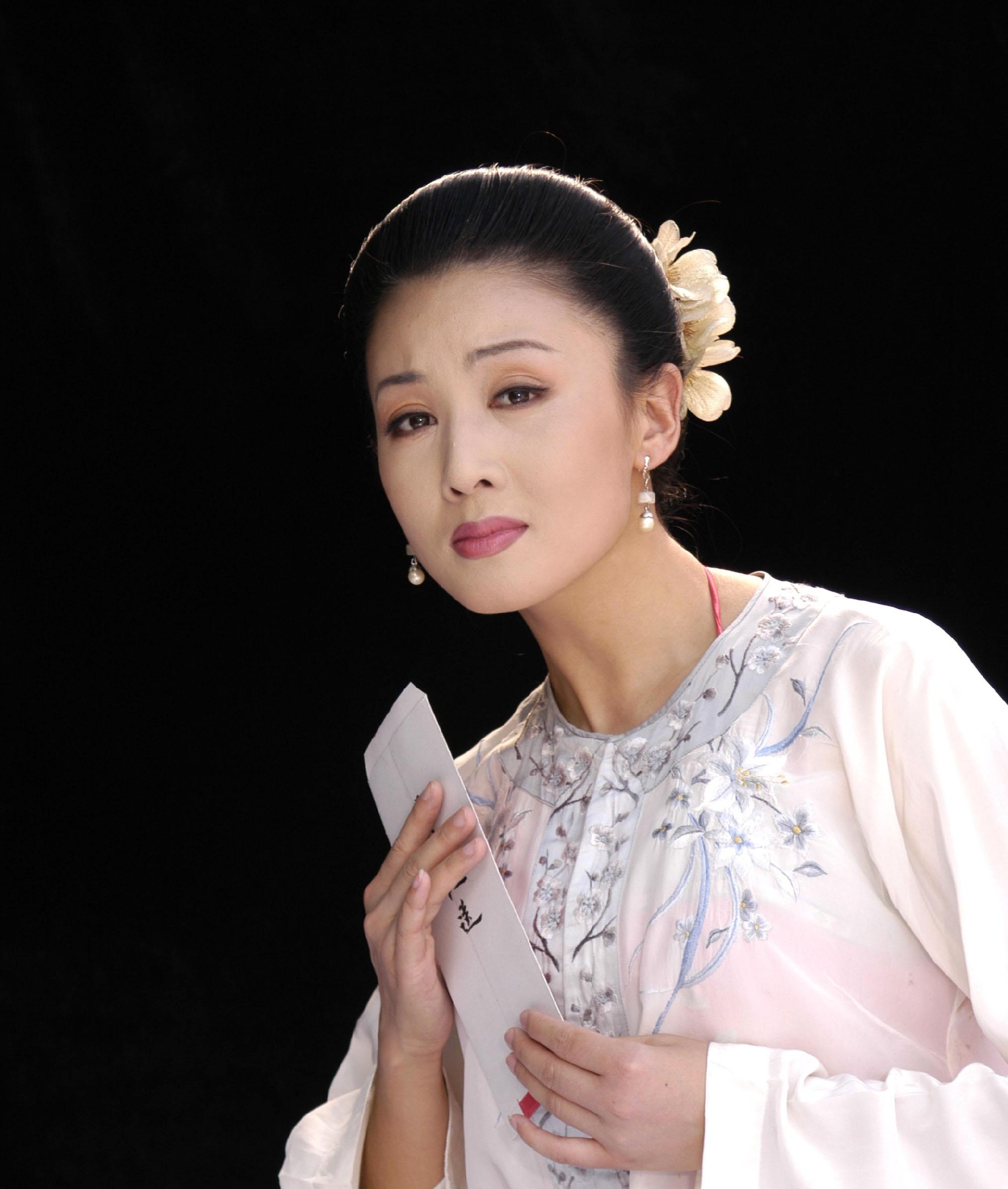 韩再芬饰女人 (1)(1).jpg