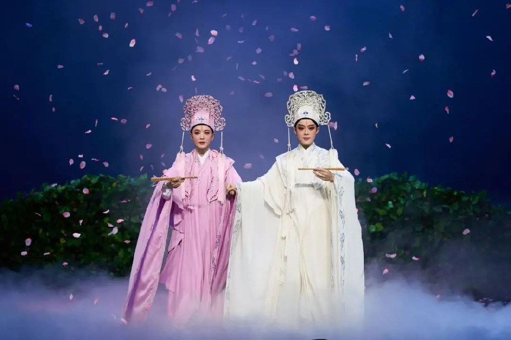 三城联动·三剧连台：浙江小百花越剧院经典剧目亮相香江